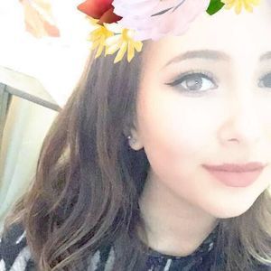 Meet your Posher, Alexis